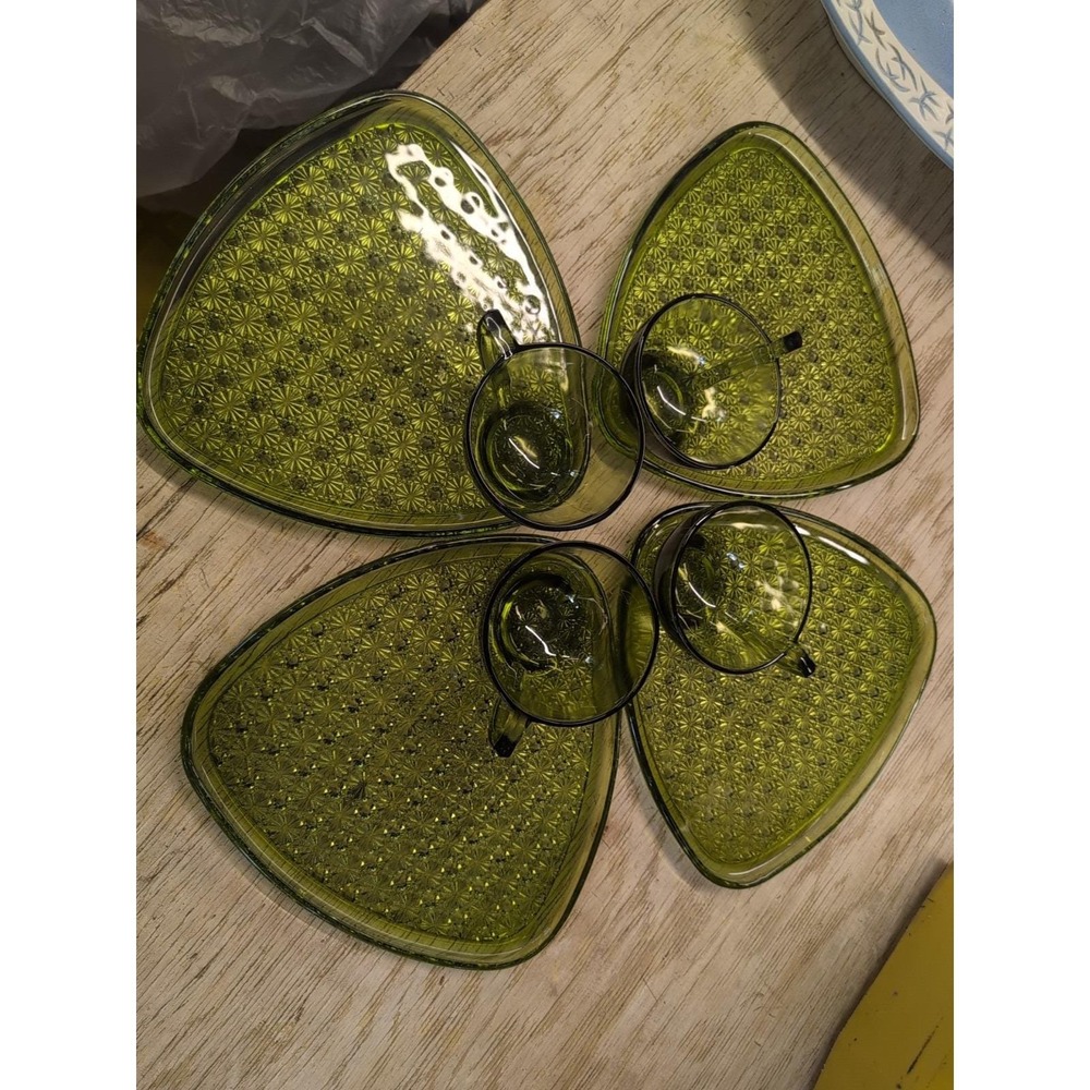 Indiana Glass daisy and button pattern desert plate & cups green set of 4 - Picture 1 of 5